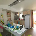 Zecamping Anime Dog Friendly Familial Piscine Couverte *